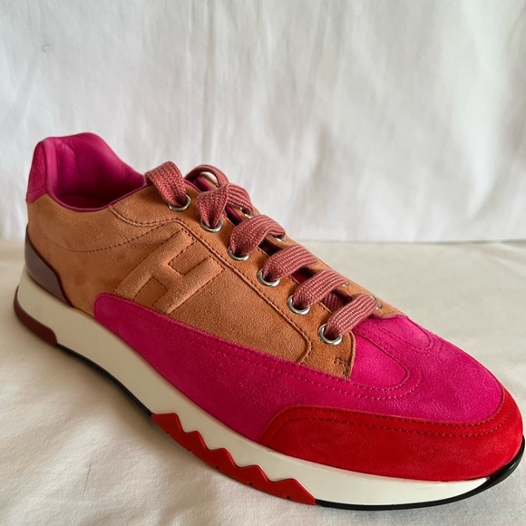 HERMES NEW IN BOX AUTHENTIC SNEAKERS TRAIL H LOGO GOATSKIN SUEDE SIZE 7 - Picture 1 of 6